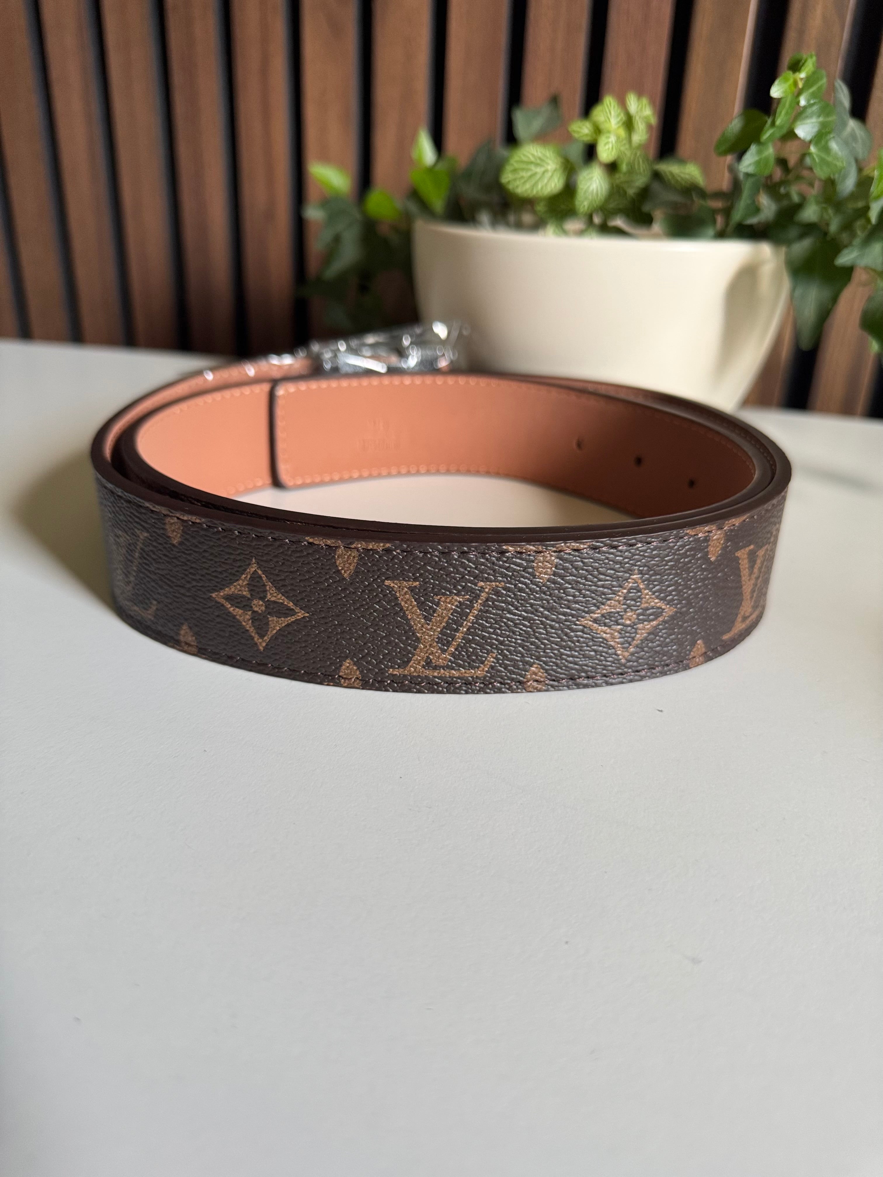 Lv Belt Modell (4)